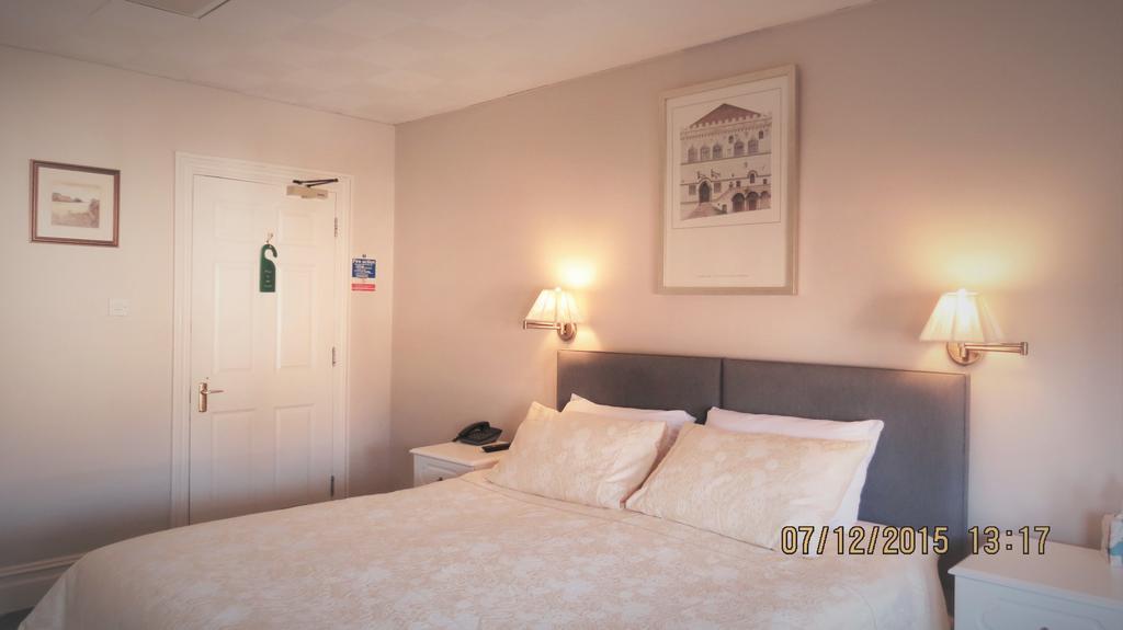 Hunters Lodge Guest House Southampton Exterior foto